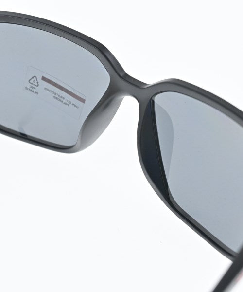 PRADA SPORT แว่นกันแดด