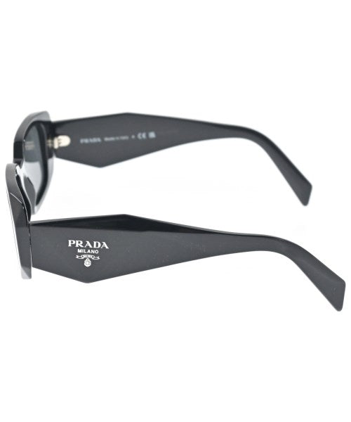 PRADA แว่นกันแดด