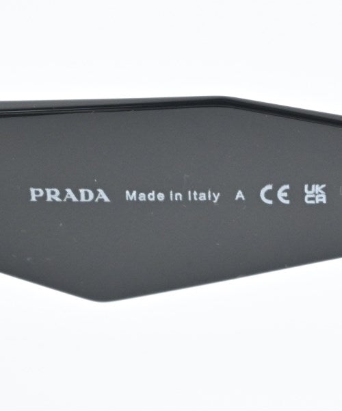 PRADA แว่นกันแดด