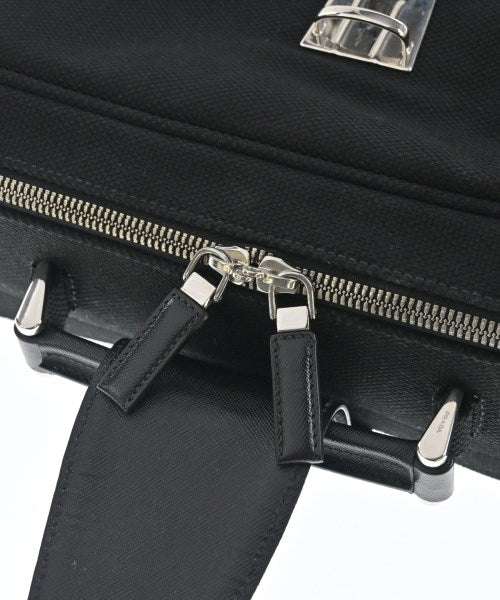 PRADA กระเป๋าธุรกิจ