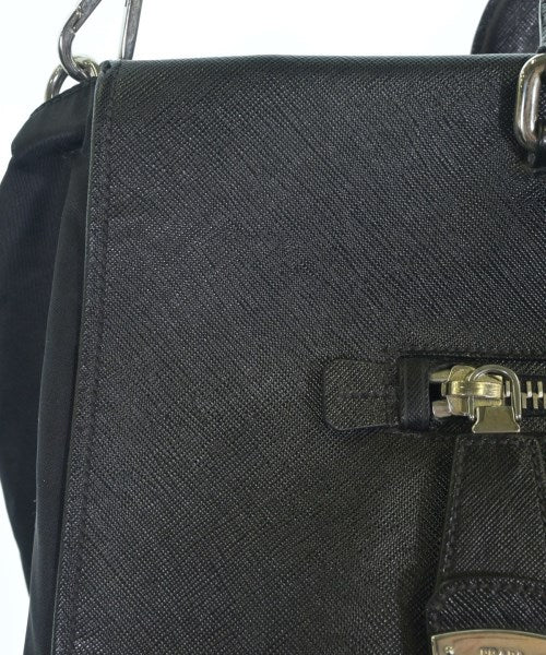 PRADA กระเป๋าถือ