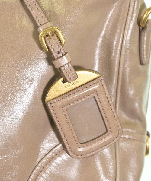 PRADA กระเป๋าถือ