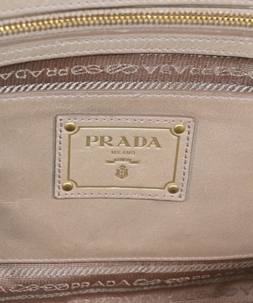PRADA กระเป๋าถือ