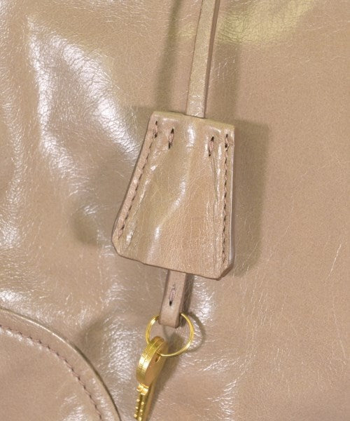 PRADA กระเป๋าถือ