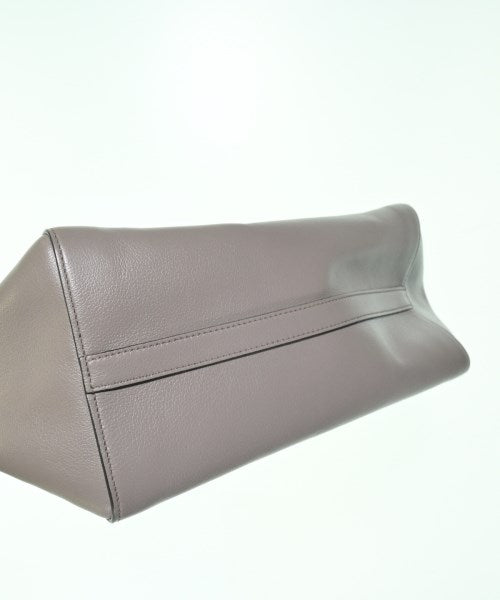 PRADA กระเป๋าถือ