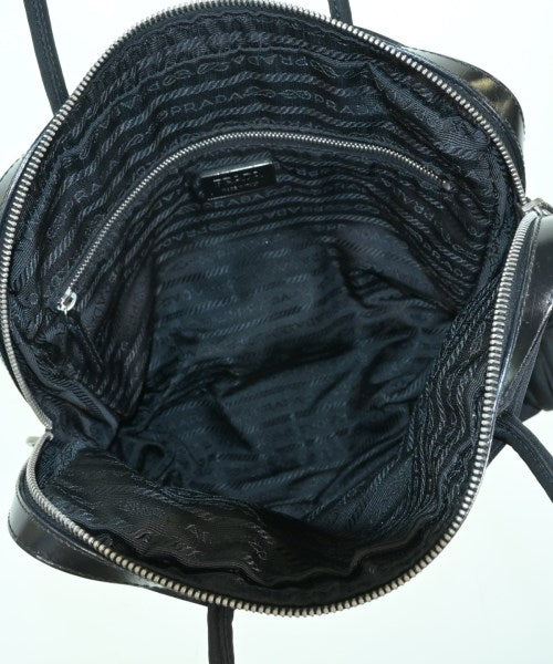 PRADA กระเป๋าถือ