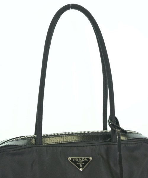 PRADA กระเป๋าถือ