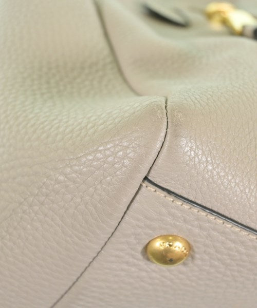 PRADA กระเป๋าถือ