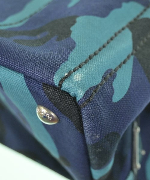 PRADA กระเป๋าถือขนาดใหญ่