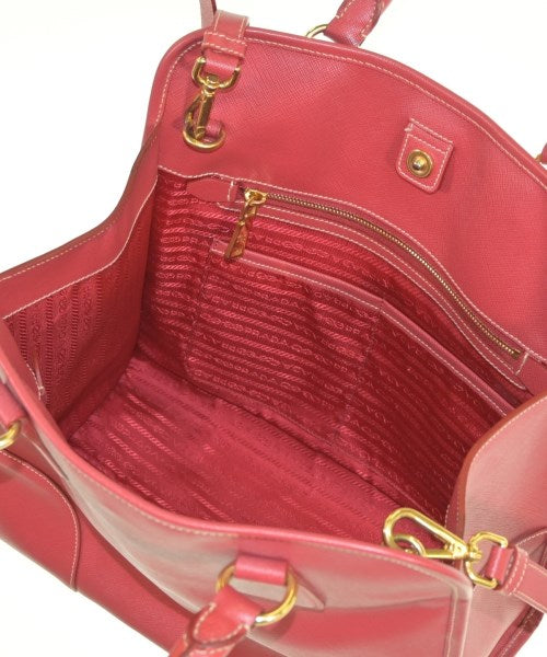 PRADA กระเป๋าถือ