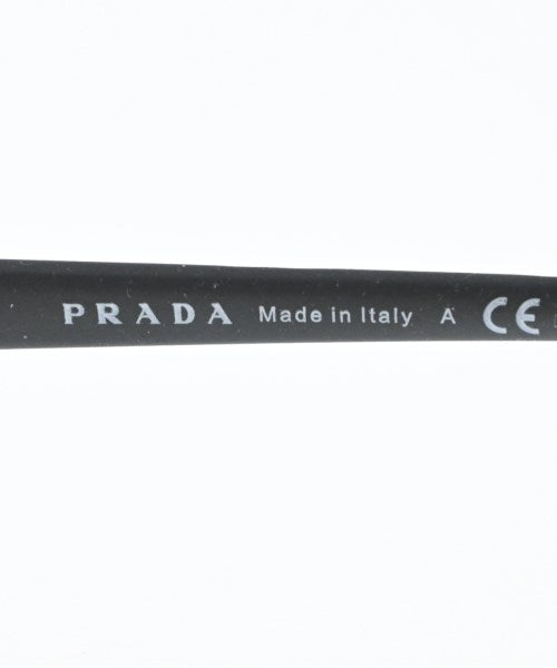 PRADA แว่นกันแดด