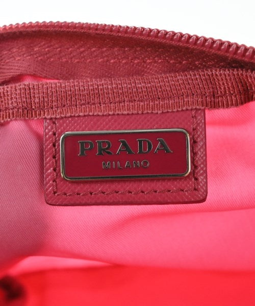 PRADA กระเป๋า