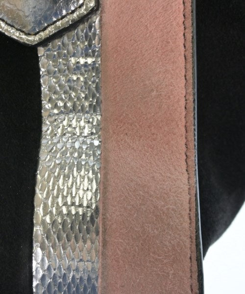 PRADA กระเป๋าถือ