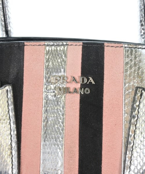 PRADA กระเป๋าถือ