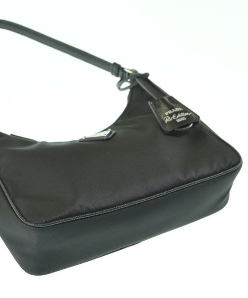 PRADA กระเป๋าถือ
