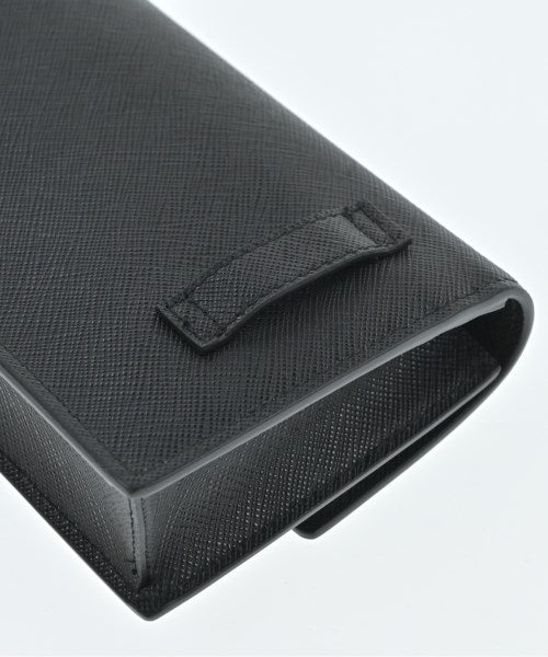 PRADA กระเป๋า อื่น