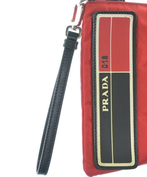 PRADA คลัตช์