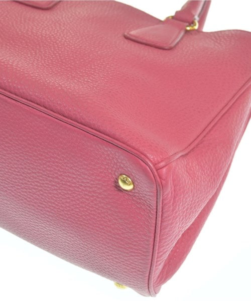 PRADA กระเป๋าถือ