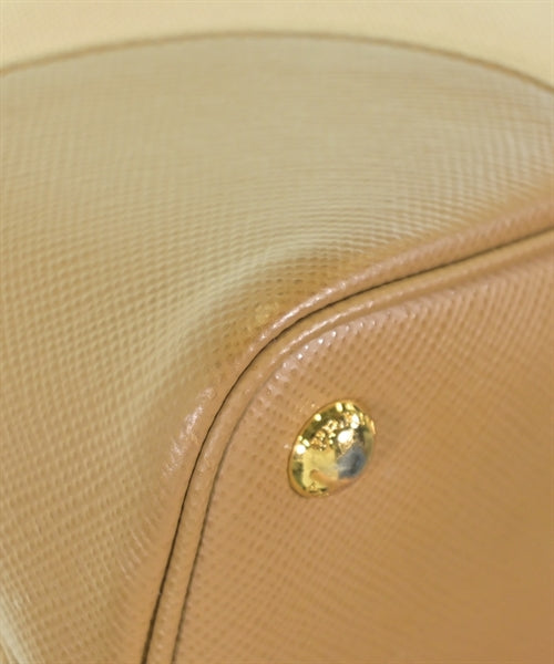 PRADA กระเป๋าถือ