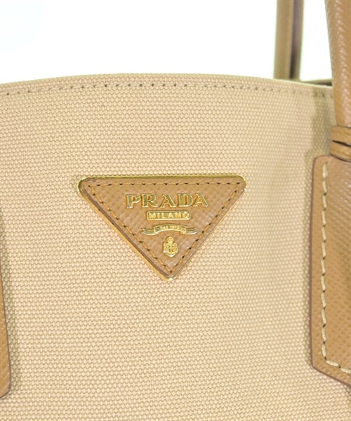 PRADA กระเป๋าถือ