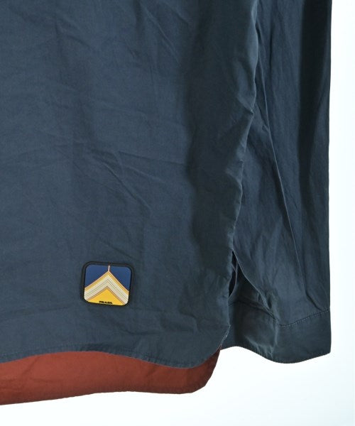 PRADA เสื้อลำลอง