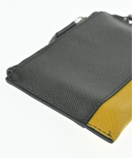 PRADA กระเป๋าสตางค์/กระเป๋าใส่เหรียญ