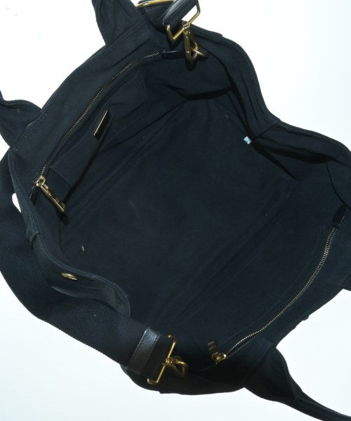 PRADA กระเป๋าถือ