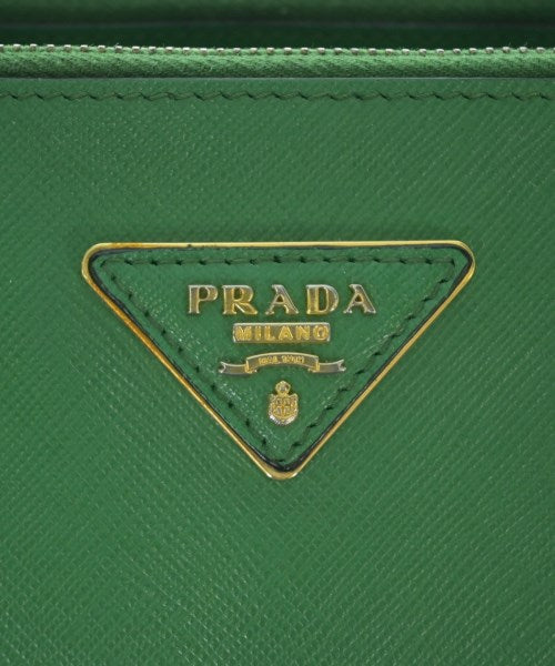 PRADA กระเป๋า อื่น
