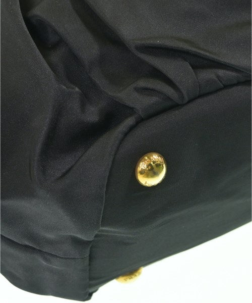 PRADA กระเป๋าถือ