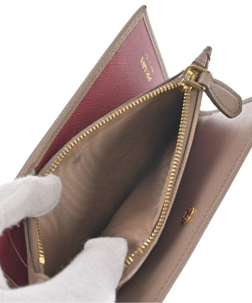 PRADA กระเป๋าสตางค์/กระเป๋าใส่เหรียญ