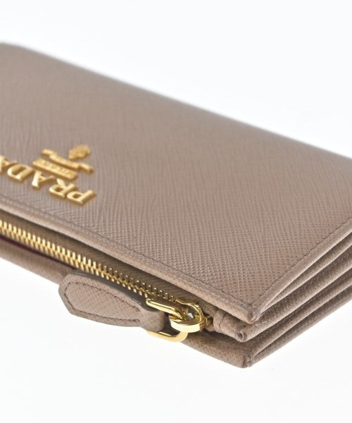 PRADA กระเป๋าสตางค์/กระเป๋าใส่เหรียญ