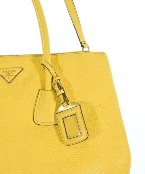 PRADA กระเป๋าถือขนาดใหญ่