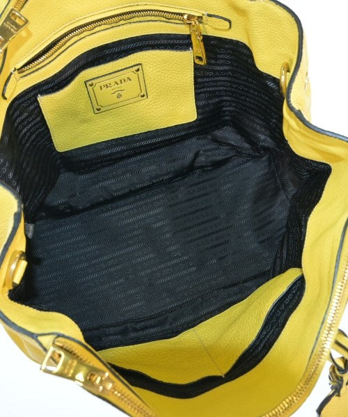 PRADA กระเป๋าถือขนาดใหญ่