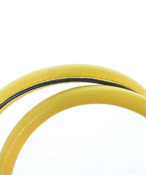 PRADA กระเป๋าถือขนาดใหญ่