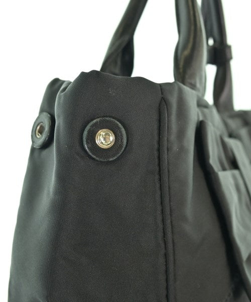 PRADA กระเป๋าถือขนาดใหญ่