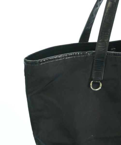 PRADA กระเป๋าถือขนาดใหญ่