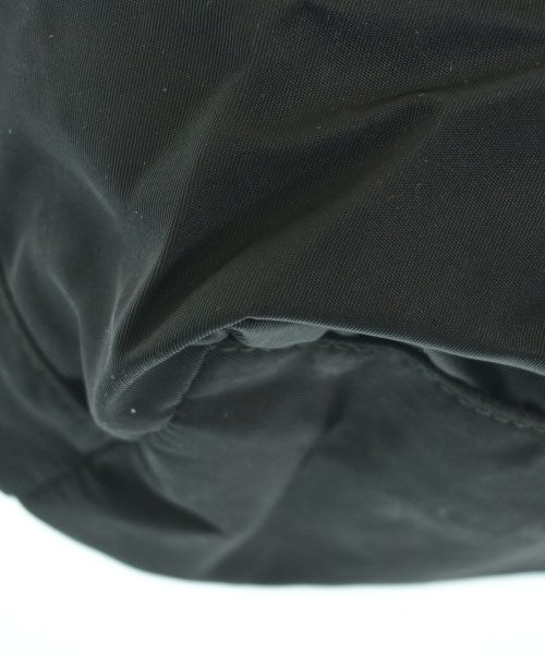 PRADA กระเป๋าถือขนาดใหญ่