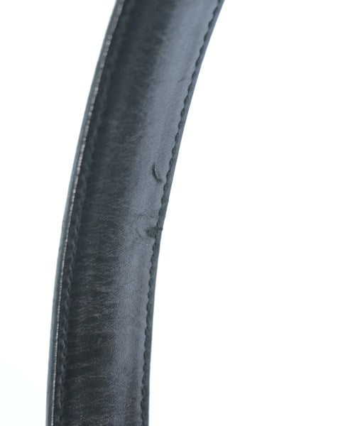 PRADA กระเป๋าถือ