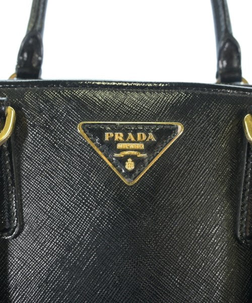 PRADA กระเป๋าถือ