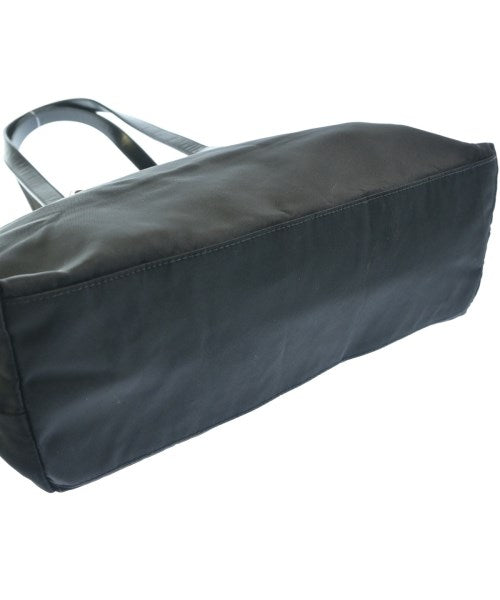 PRADA กระเป๋าถือขนาดใหญ่