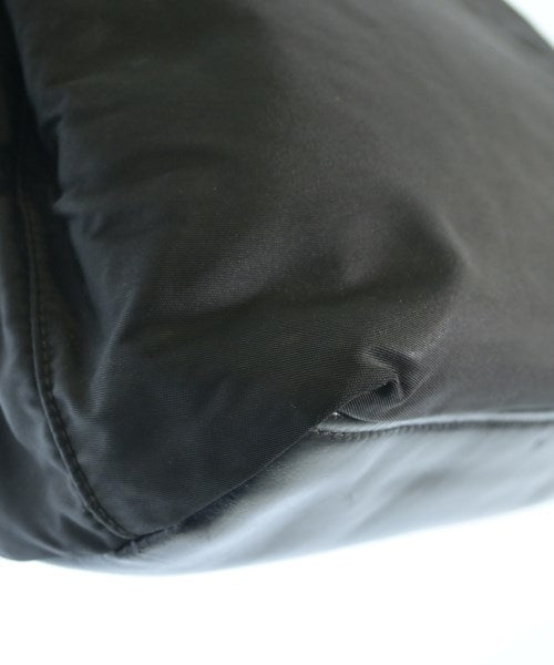 PRADA กระเป๋าถือขนาดใหญ่