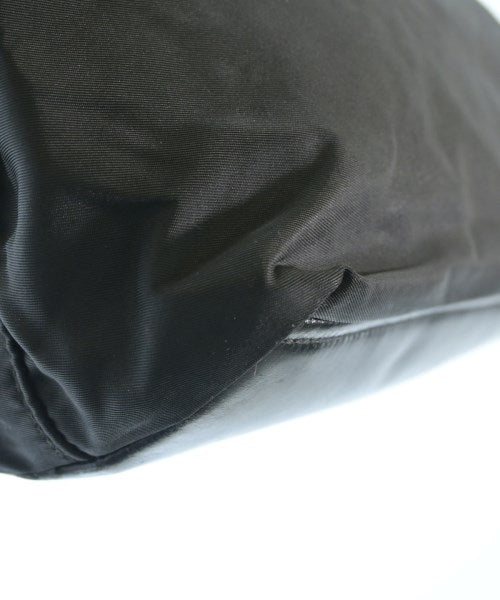 PRADA กระเป๋าถือขนาดใหญ่