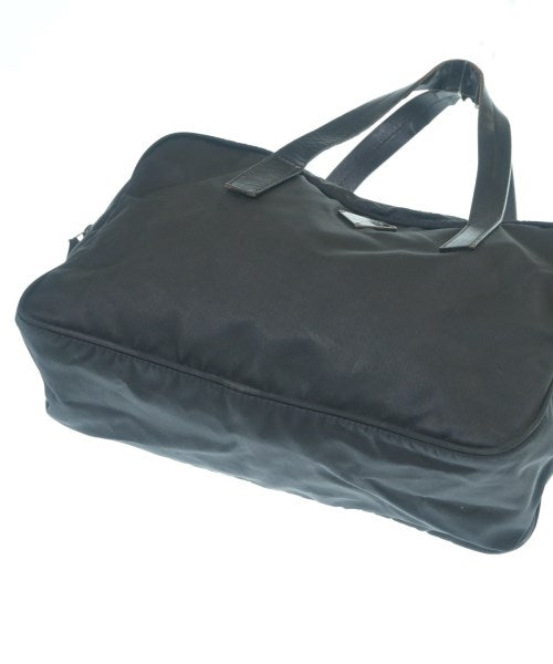 PRADA กระเป๋าถือ