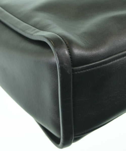 PRADA กระเป๋าถือ