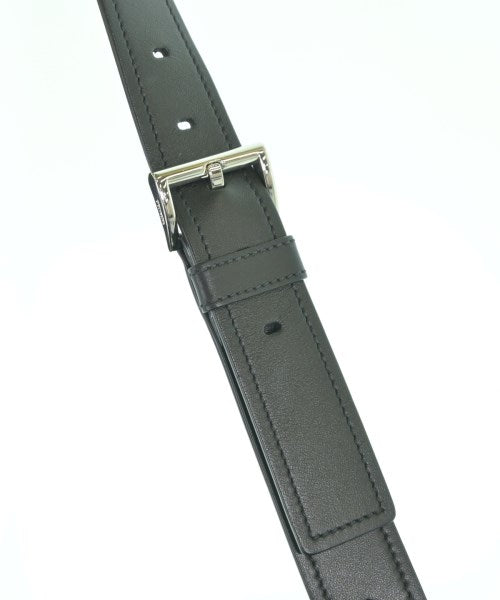 PRADA กระเป๋าถือ