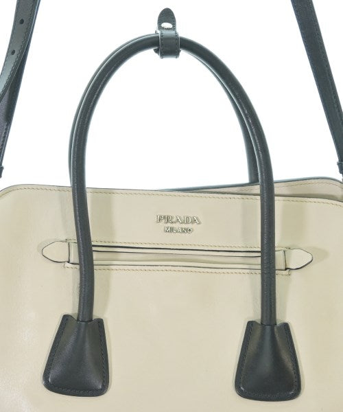 PRADA กระเป๋าถือ