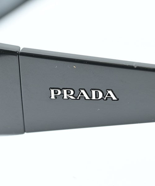 PRADA แว่นกันแดด