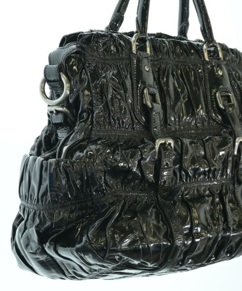 PRADA กระเป๋าถือ