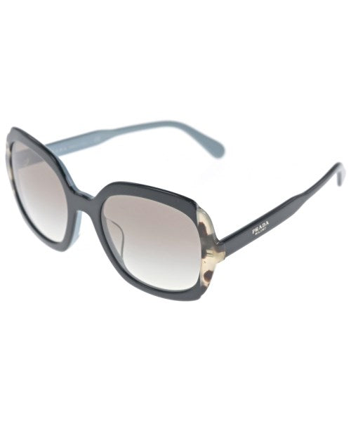 PRADA แว่นกันแดด