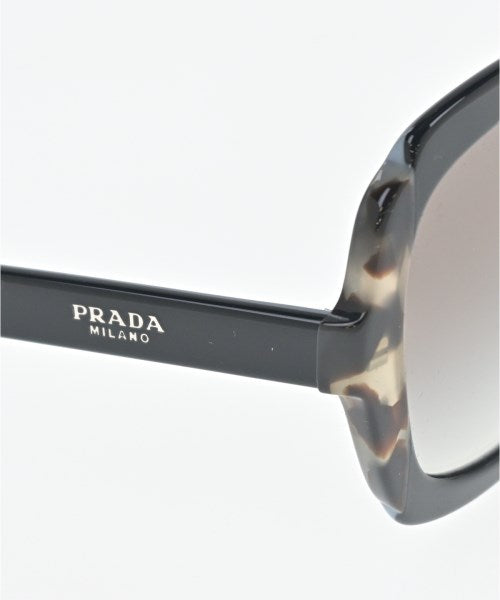 PRADA แว่นกันแดด